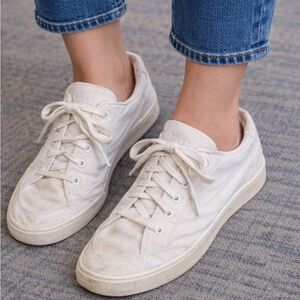 WOMEN’S CANVAS NIKE PLATFORM SHOES SIZE 11/ EURO 43